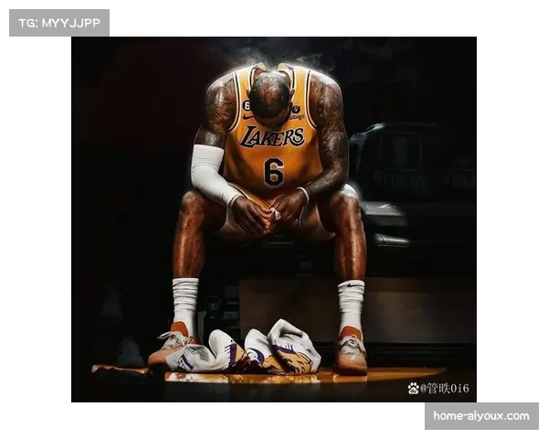 里夫斯伤停一个月湖人后场吃紧 詹姆斯出场时间调整效果显著