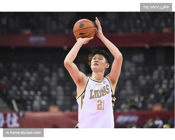 广厦优化胡金秋战术轴心角色 高位手递手与低位背身成主要发起点